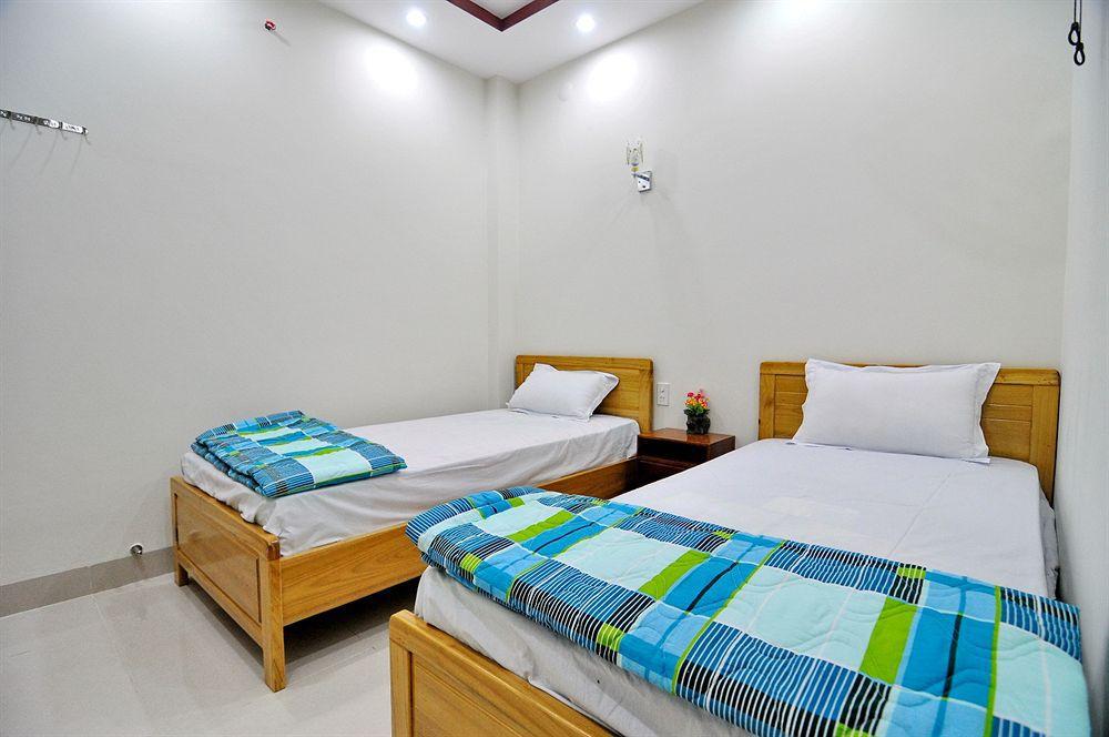 Duy Phuoc Hotel Нячанг Экстерьер фото