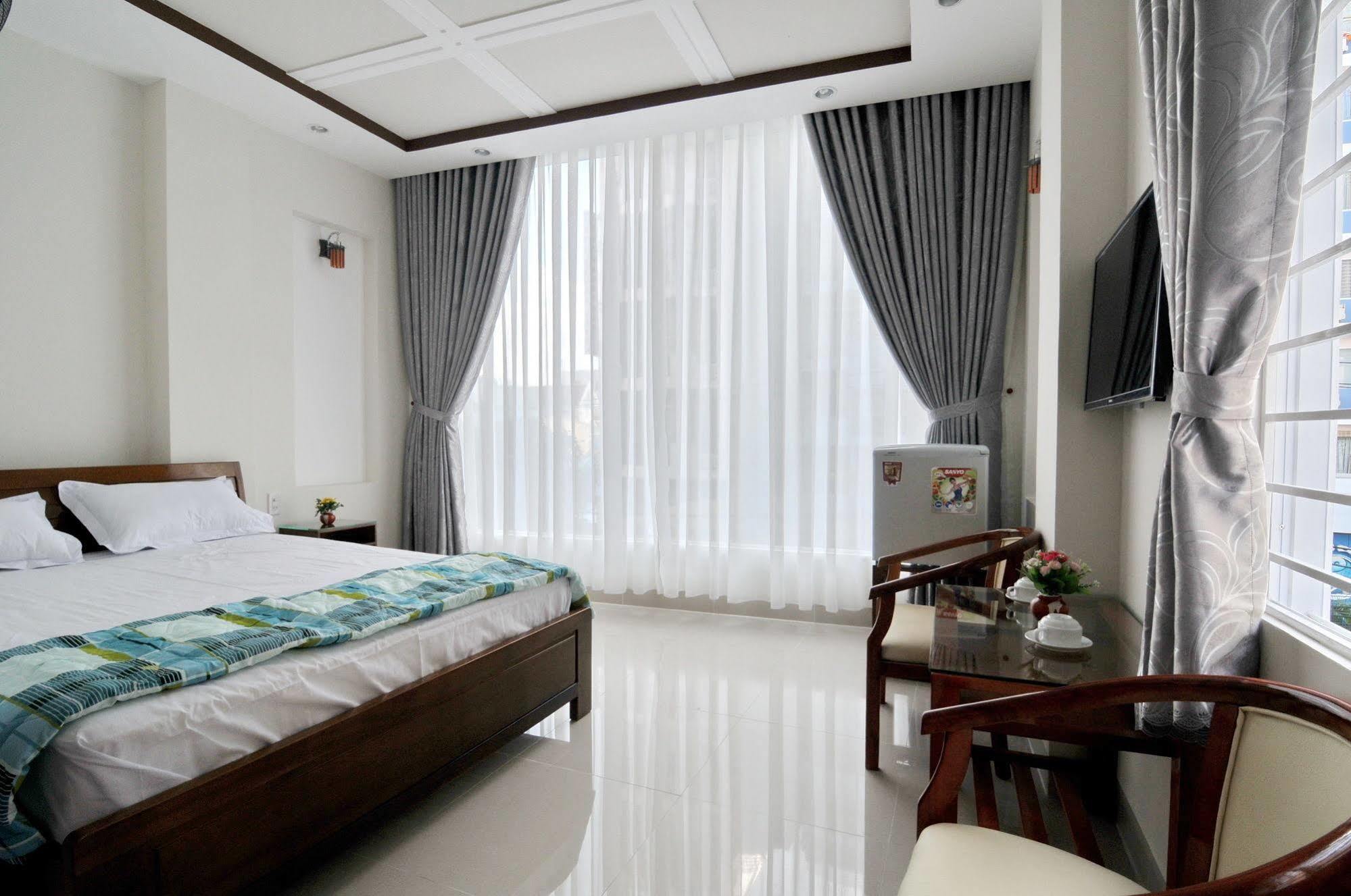 Duy Phuoc Hotel Нячанг Экстерьер фото